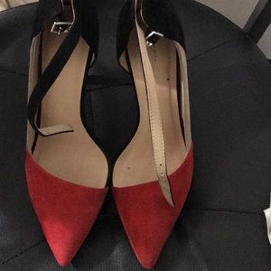 Zara Pointy Colorblock Pump